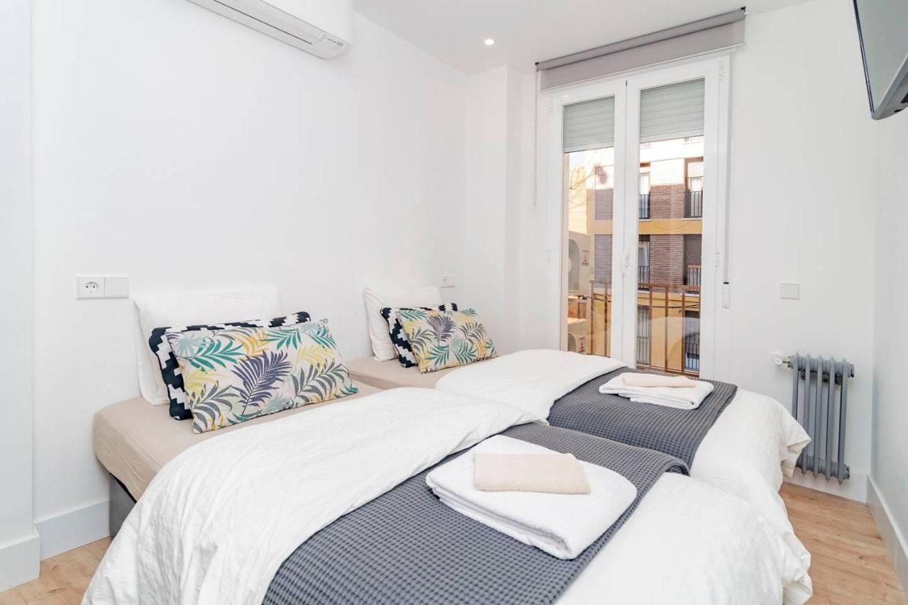 Superb Apartment Near Madrid Rio By Batuecas Екстериор снимка